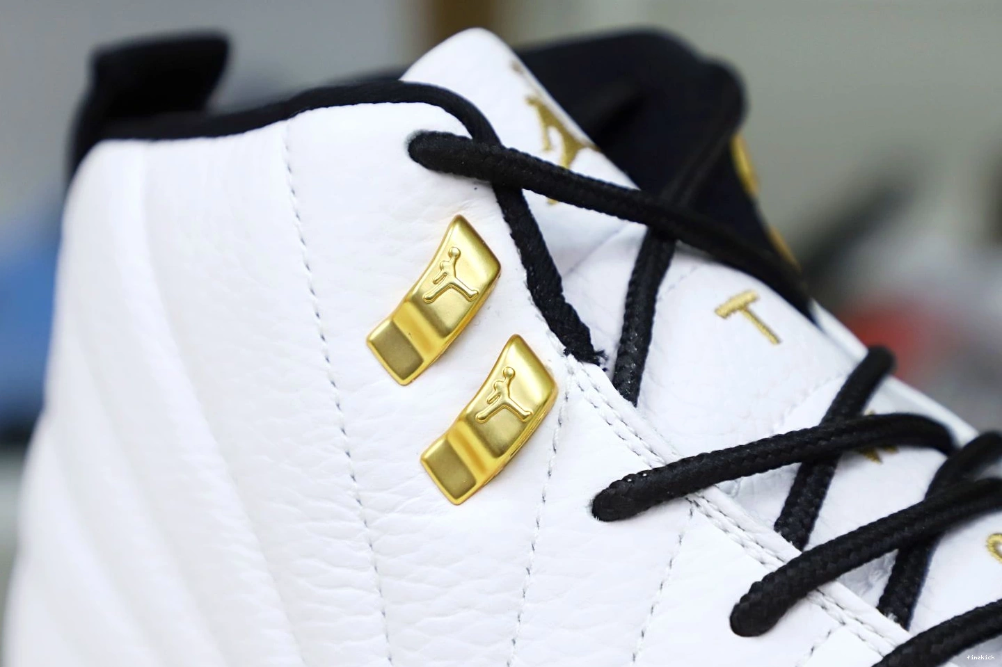 RETRO 12 JORDAN 'ROYALTY' AIR 0929